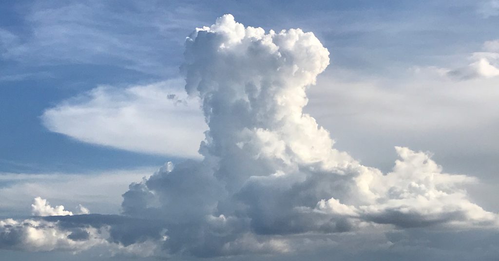 espacio monica reflexiones nubes